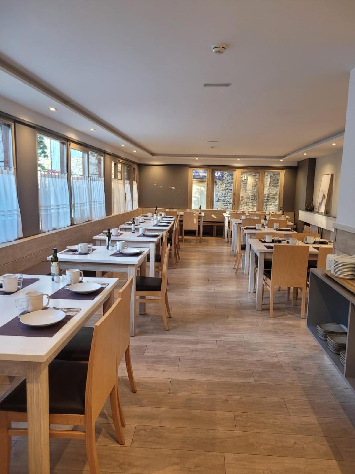 Hotel Ribaeta Vielha Eksteriør billede